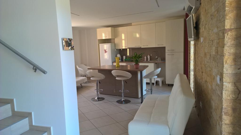 Kazinczy Apartment Kecskemét Esterno foto