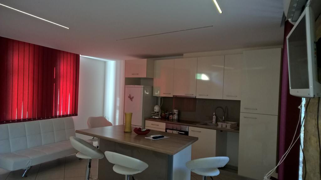 Kazinczy Apartment Kecskemét Esterno foto